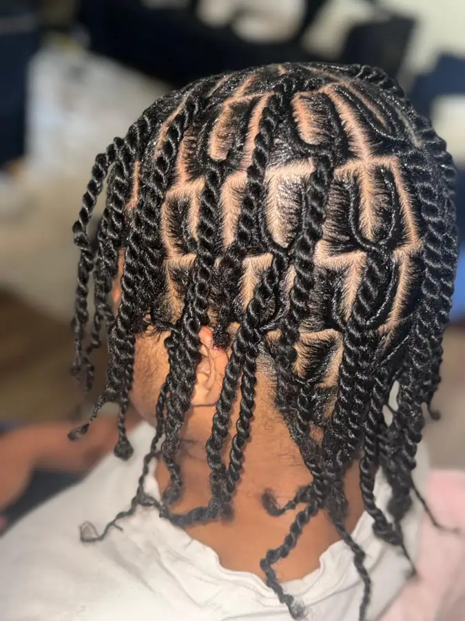 Two-strand twists with box parts in Columbus, OH